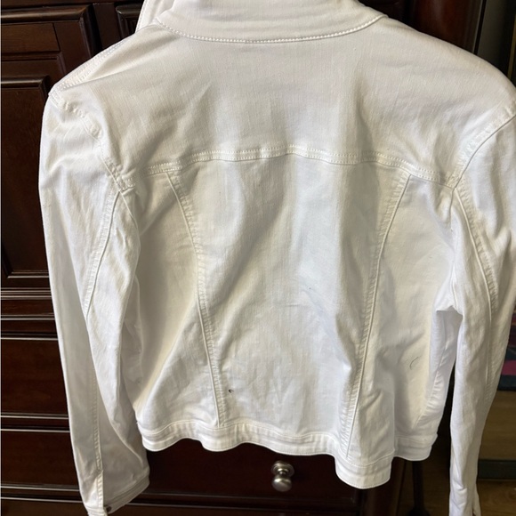 Jean jacket - Picture 11 of 11